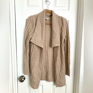 Women’s BR cardigan sweater